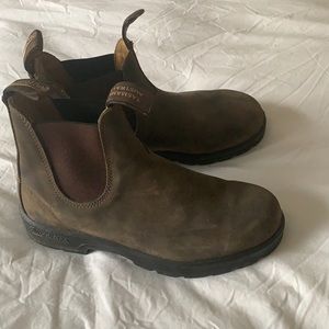 Brown Blundstones